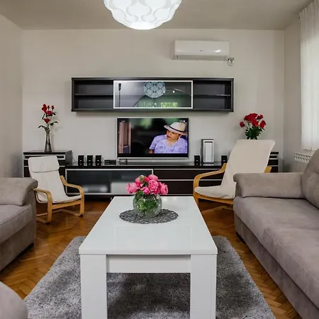 Luxury Two Complex * Imotski