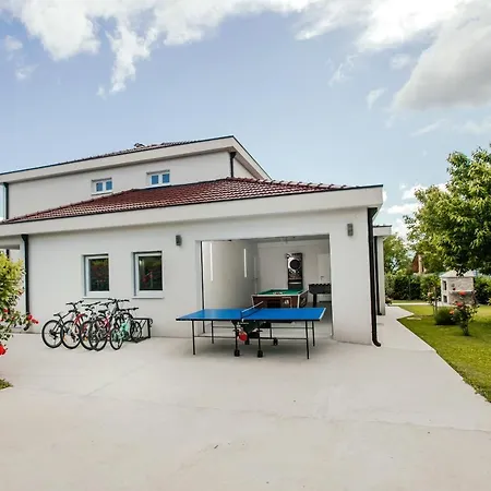 Luxury Two Complex Imotski