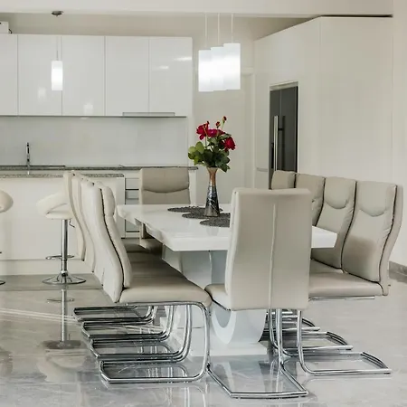Luxury Two Complex
